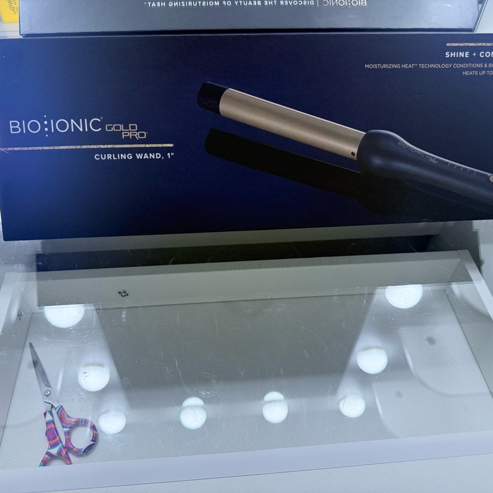 Bio Ionic Gold Pro Curling Wand - Black and Gold